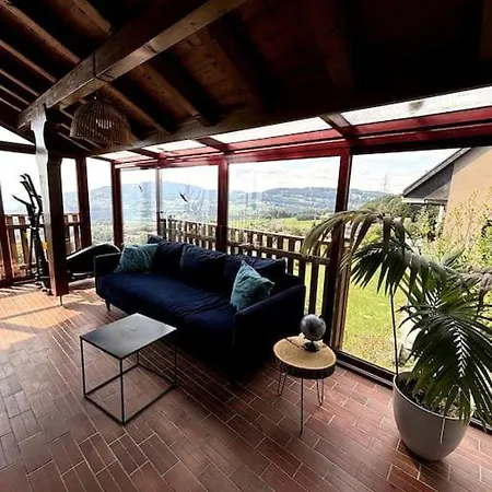 Chalet Swiss - Mountain And View