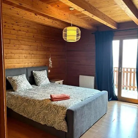 Swiss - Mountain And View シャレー