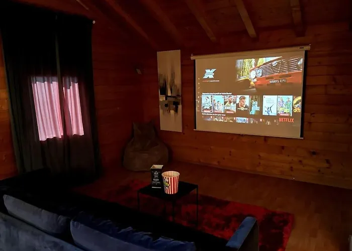 Chalet Swiss - Mountain And View